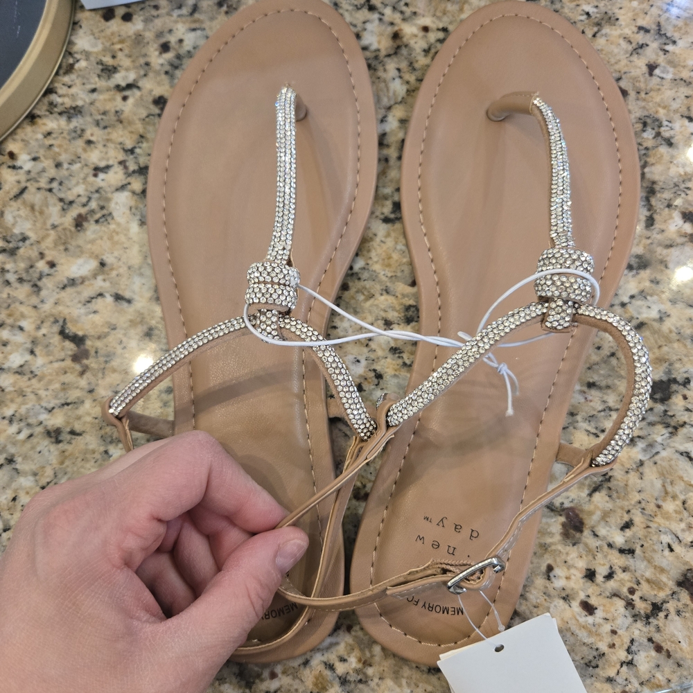 NWT A New Day Beige T-Strap Rhinestone Sandal - Picture 3 of 6